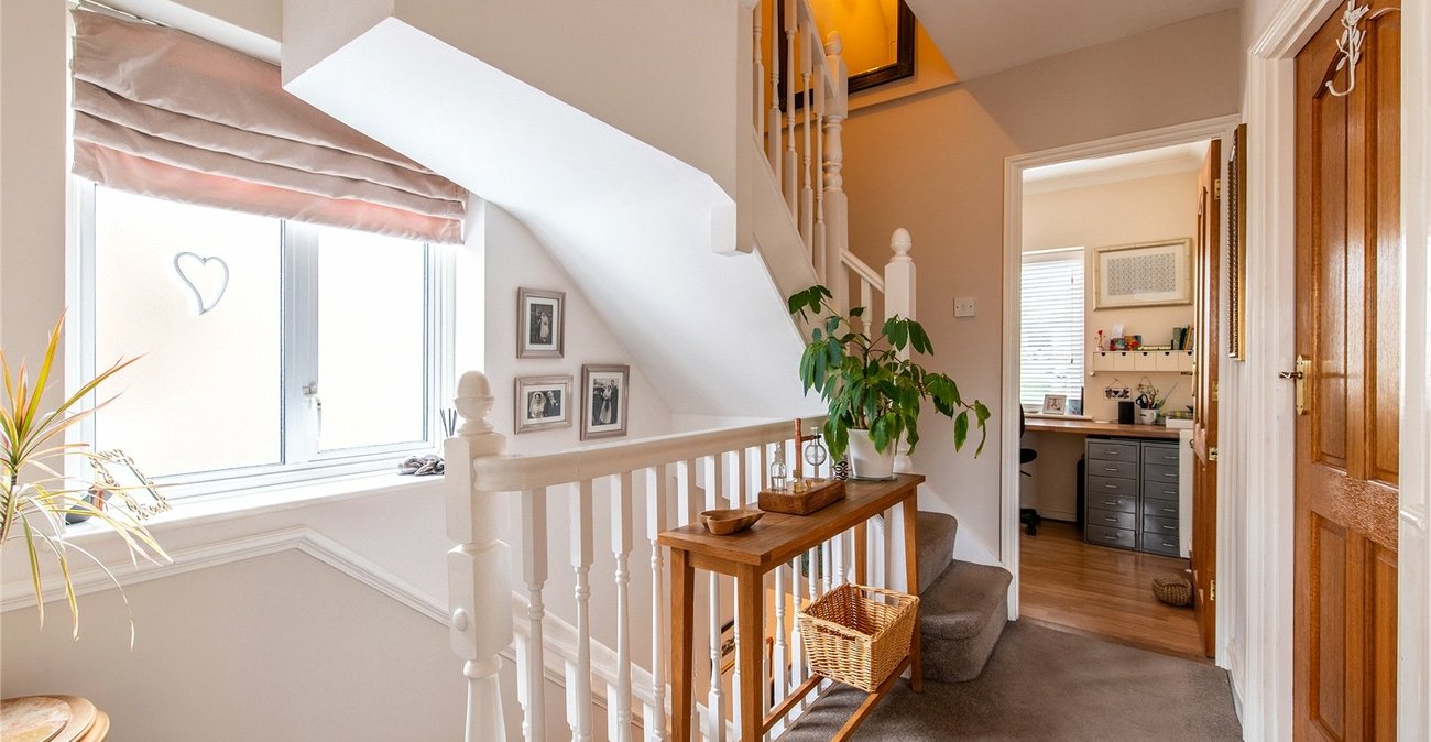 4 bedroom house for sale in Meopham | Robinson Michael & Jackson