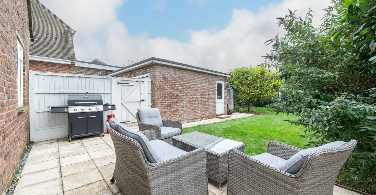 3 bedroom house for sale in Meopham | Robinson Michael & Jackson