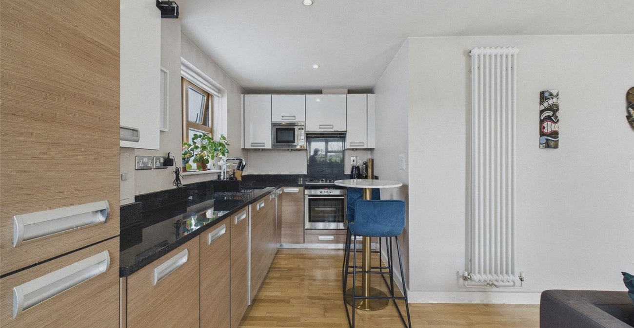 1 bedroom property for sale in London | Robinson Jackson