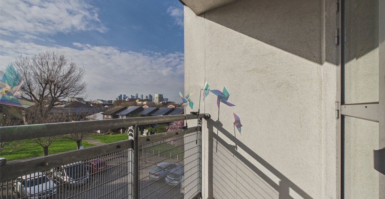 1 bedroom property for sale in London | Robinson Jackson