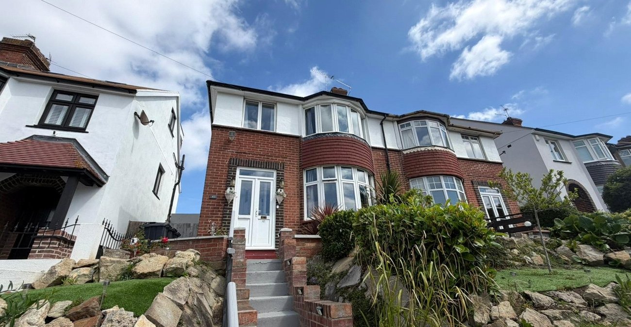 3 bedroom house for sale in Gravesend | Robinson Michael & Jackson