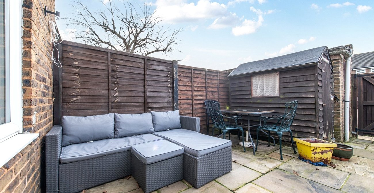 2 bedroom house for sale in Maidstone | Robinson Michael & Jackson