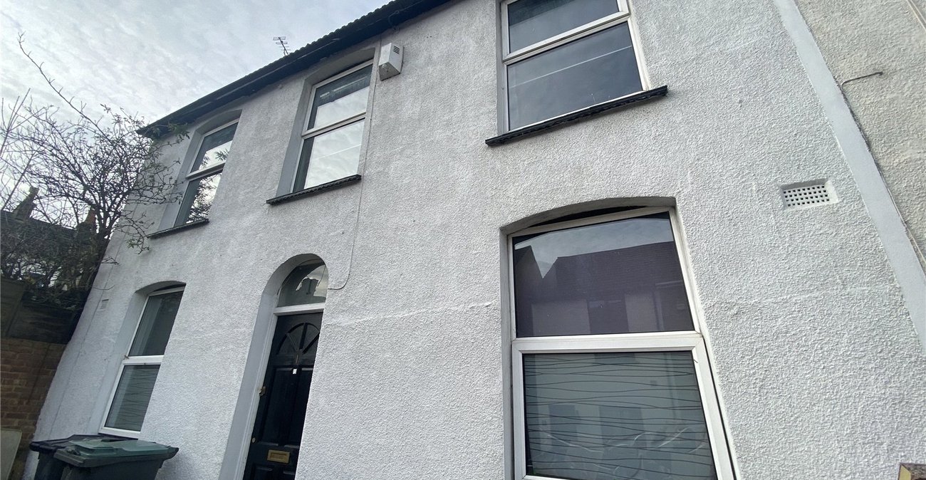 3 bedroom house for sale in Gravesend | Robinson Michael & Jackson