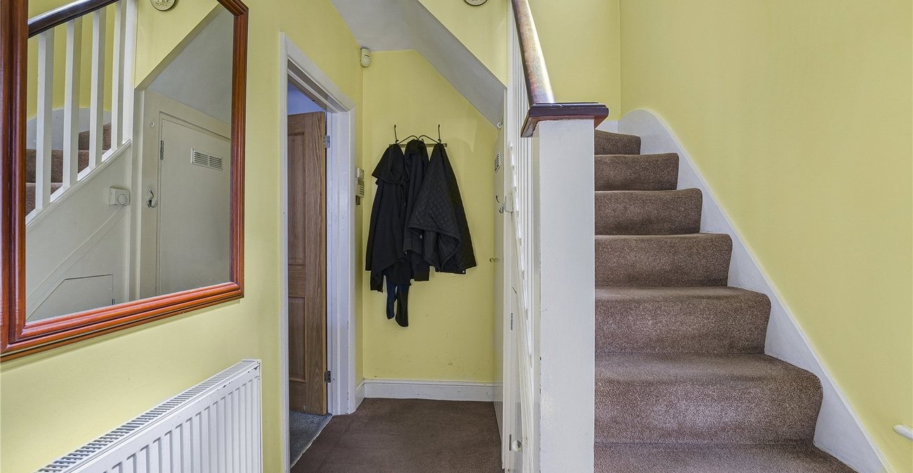 3 bedroom house for sale in West Dartford | Robinson Jackson