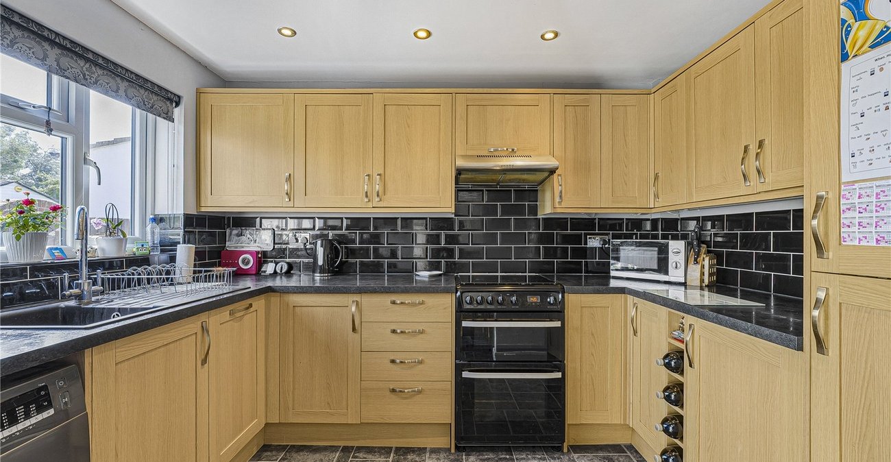 3 bedroom house for sale in West Dartford | Robinson Jackson