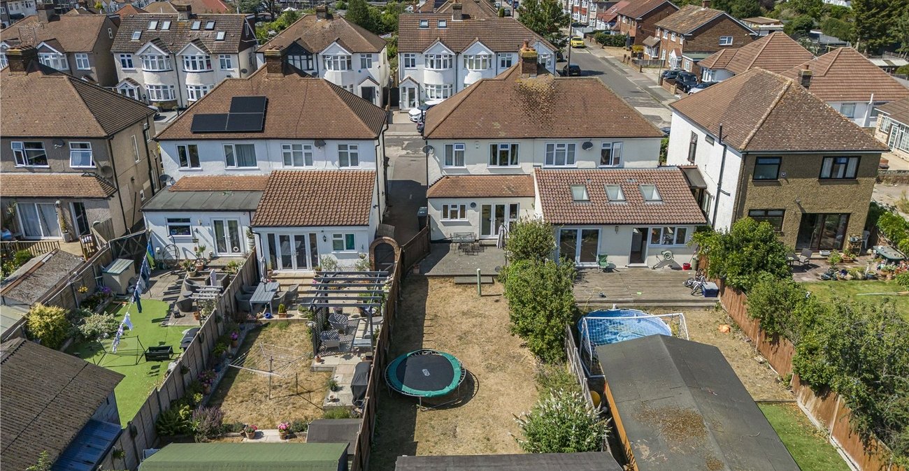 3 bedroom house for sale in West Dartford | Robinson Jackson