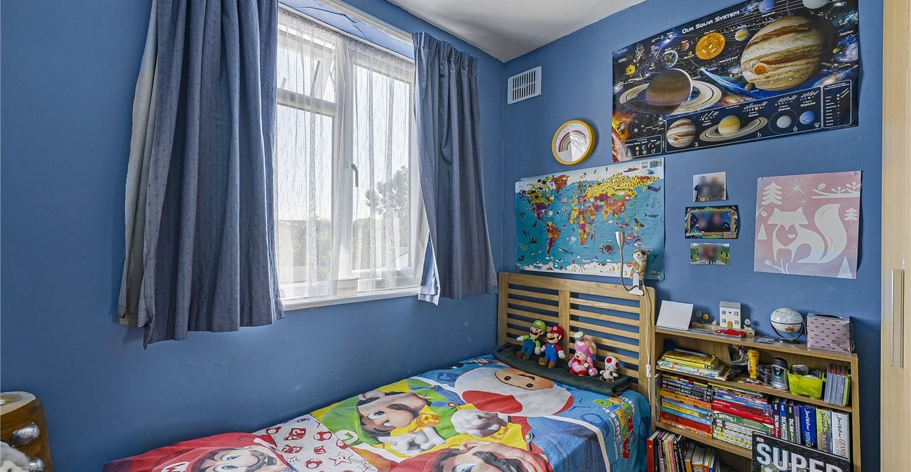 3 bedroom house for sale in West Dartford | Robinson Jackson