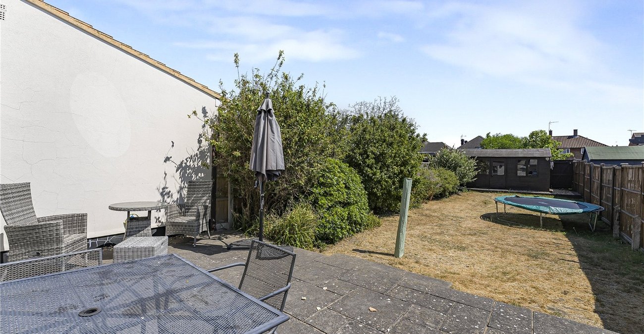 3 bedroom house for sale in West Dartford | Robinson Jackson
