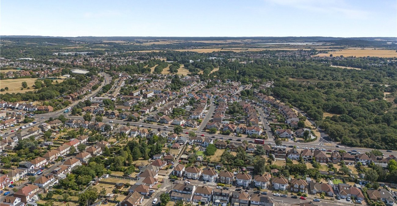 3 bedroom house for sale in West Dartford | Robinson Jackson