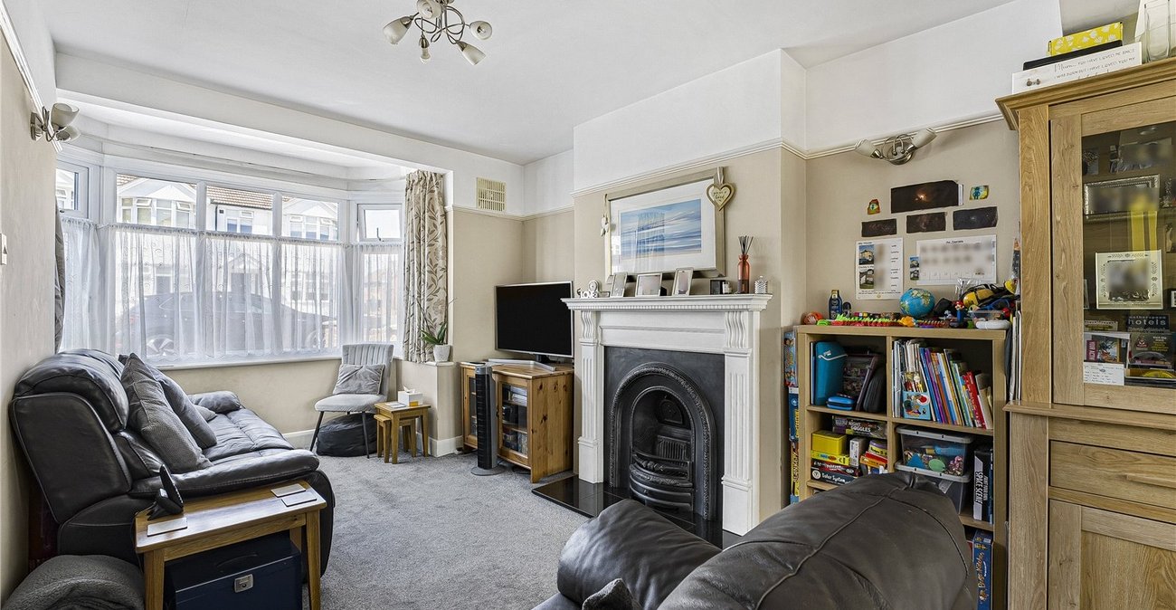 3 bedroom house for sale in West Dartford | Robinson Jackson