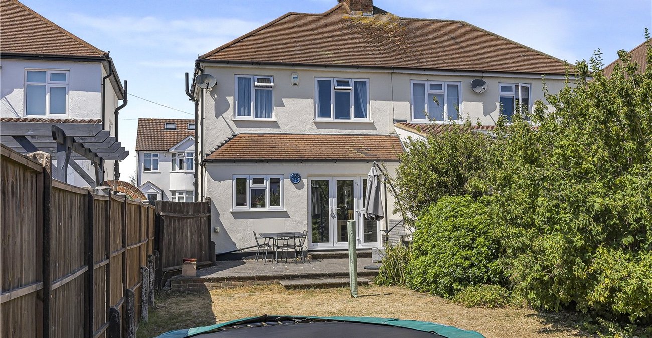 3 bedroom house for sale in West Dartford | Robinson Jackson
