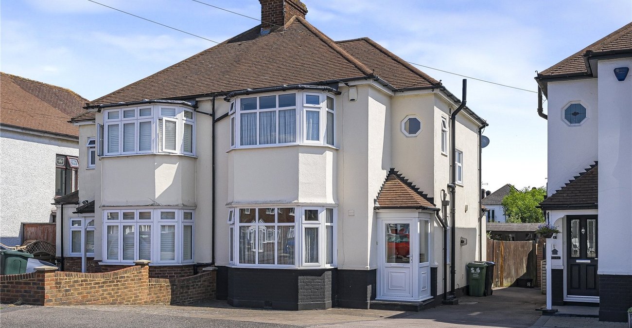 3 bedroom house for sale in West Dartford | Robinson Jackson