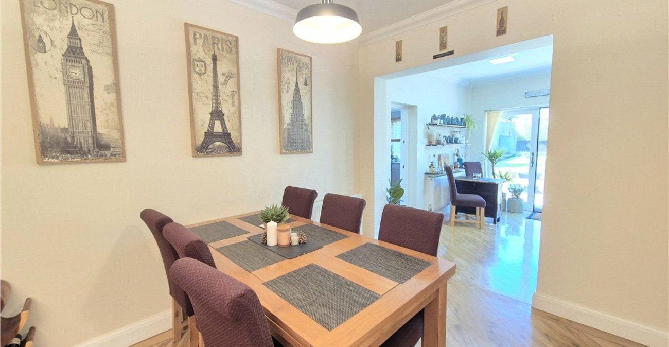 4 bedroom house for sale in Orpington | Robinson Jackson