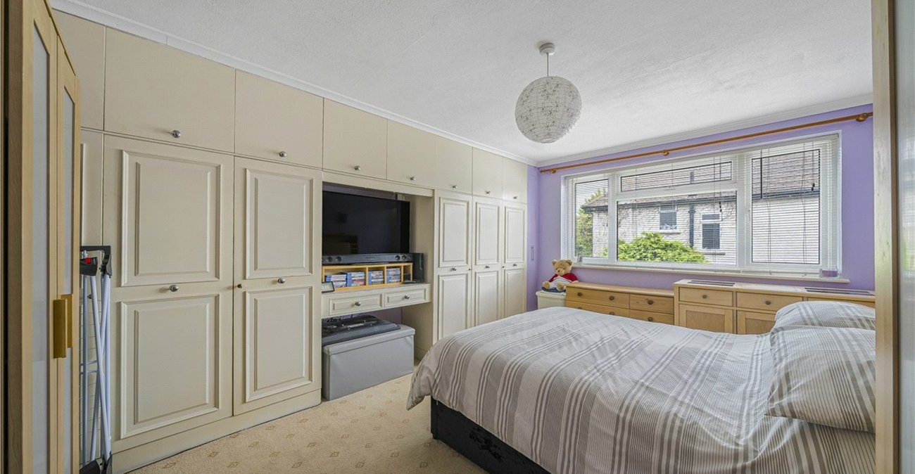 4 bedroom house for sale in Orpington | Robinson Jackson
