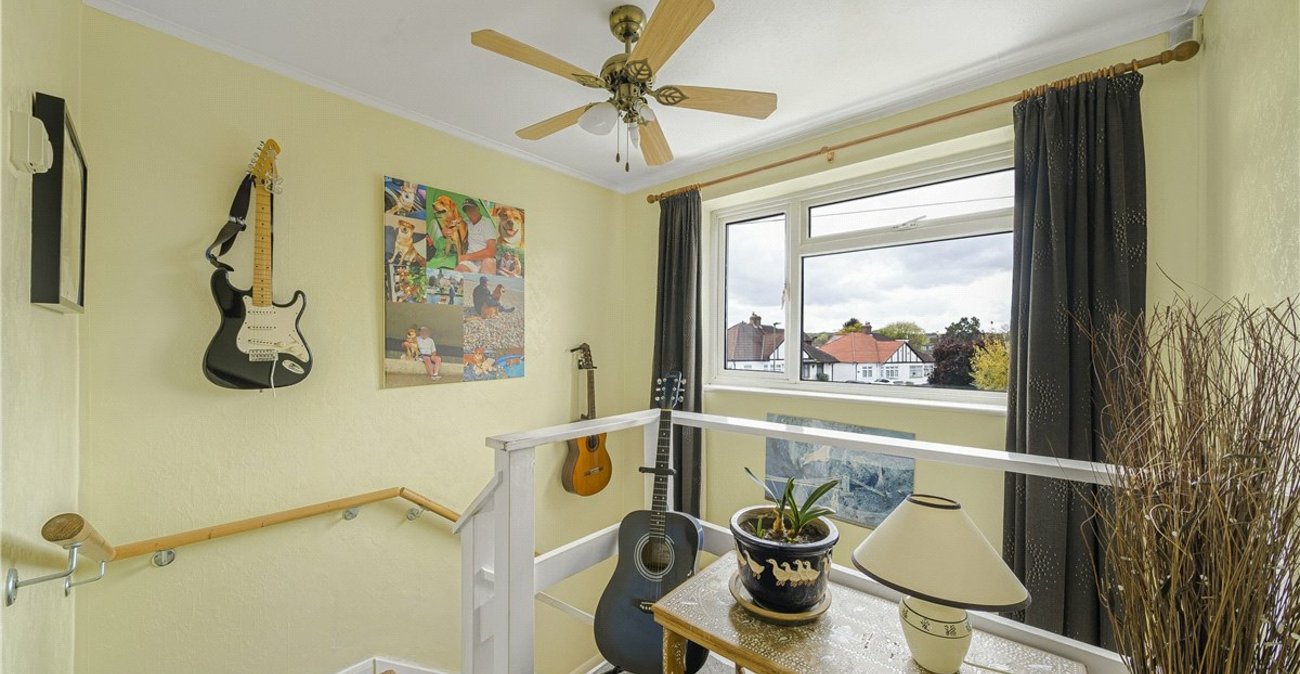 4 bedroom house for sale in Orpington | Robinson Jackson