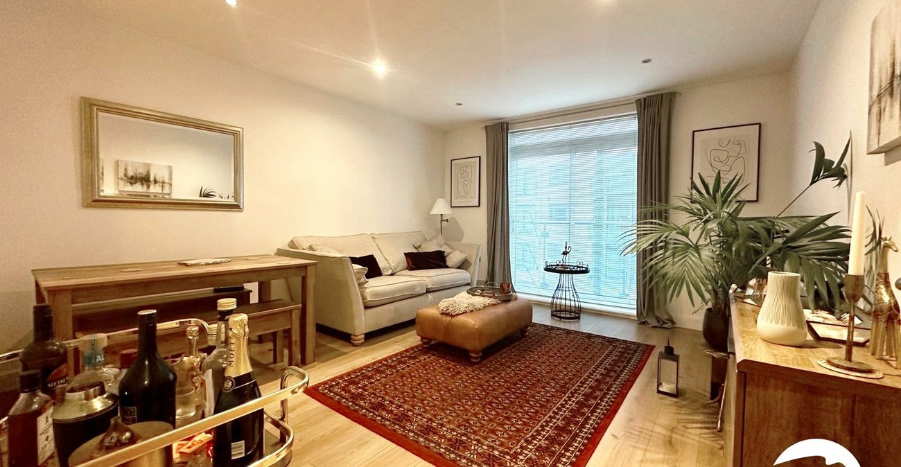 1 bedroom property for sale in Hither Green | Robinson Jackson