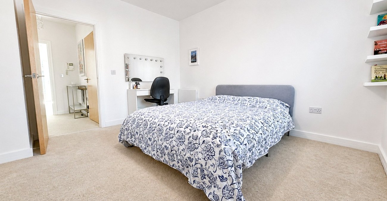 1 bedroom property for sale in London | Robinson Jackson
