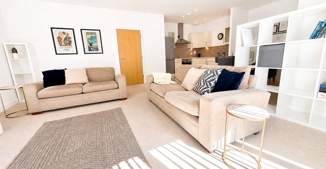 1 bedroom property for sale in London | Robinson Jackson