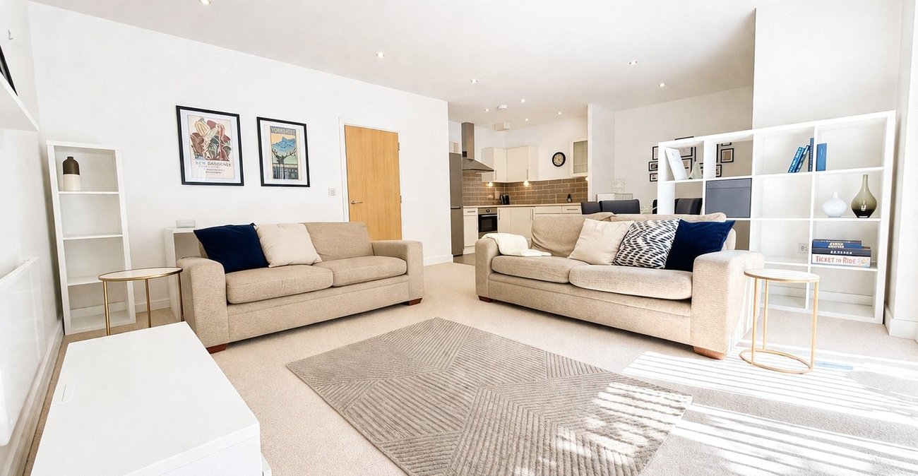 1 bedroom property for sale in London | Robinson Jackson
