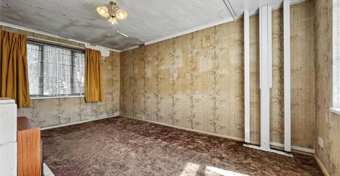 3 bedroom house for sale in Twydall | Robinson Michael & Jackson