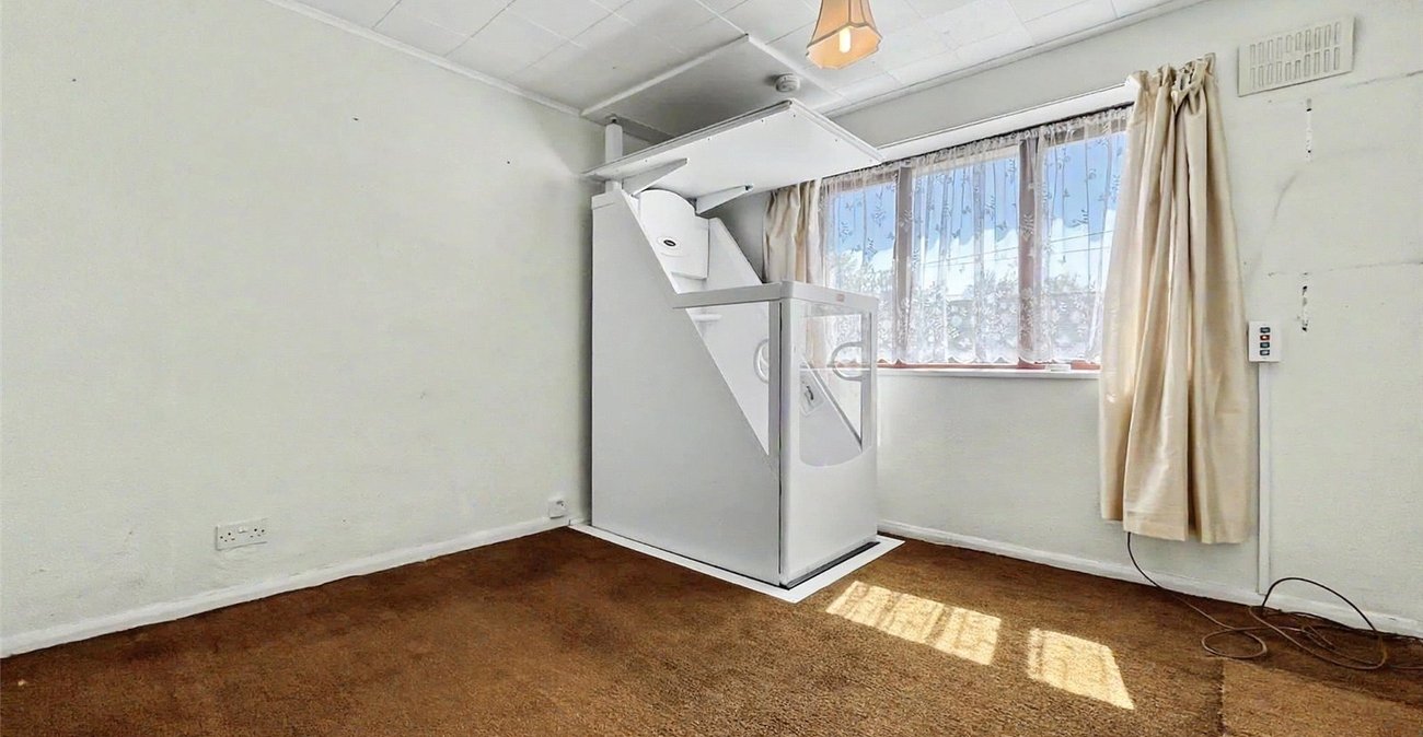 3 bedroom house for sale in Twydall | Robinson Michael & Jackson