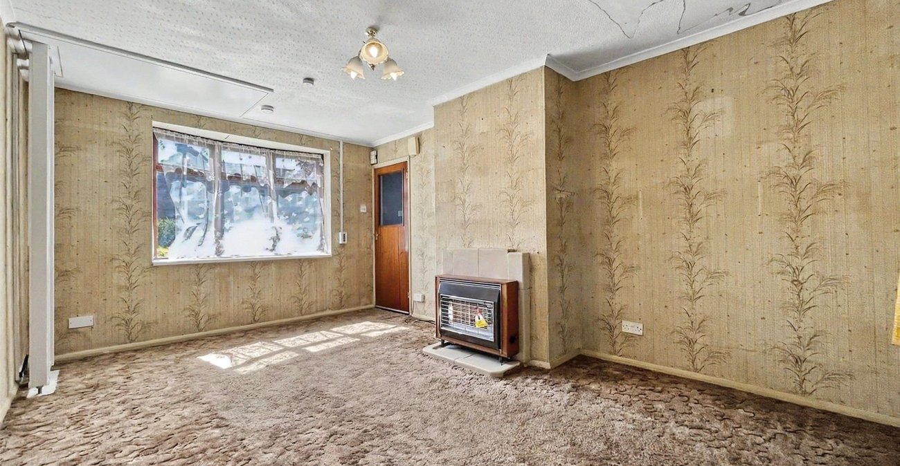 3 bedroom house for sale in Twydall | Robinson Michael & Jackson