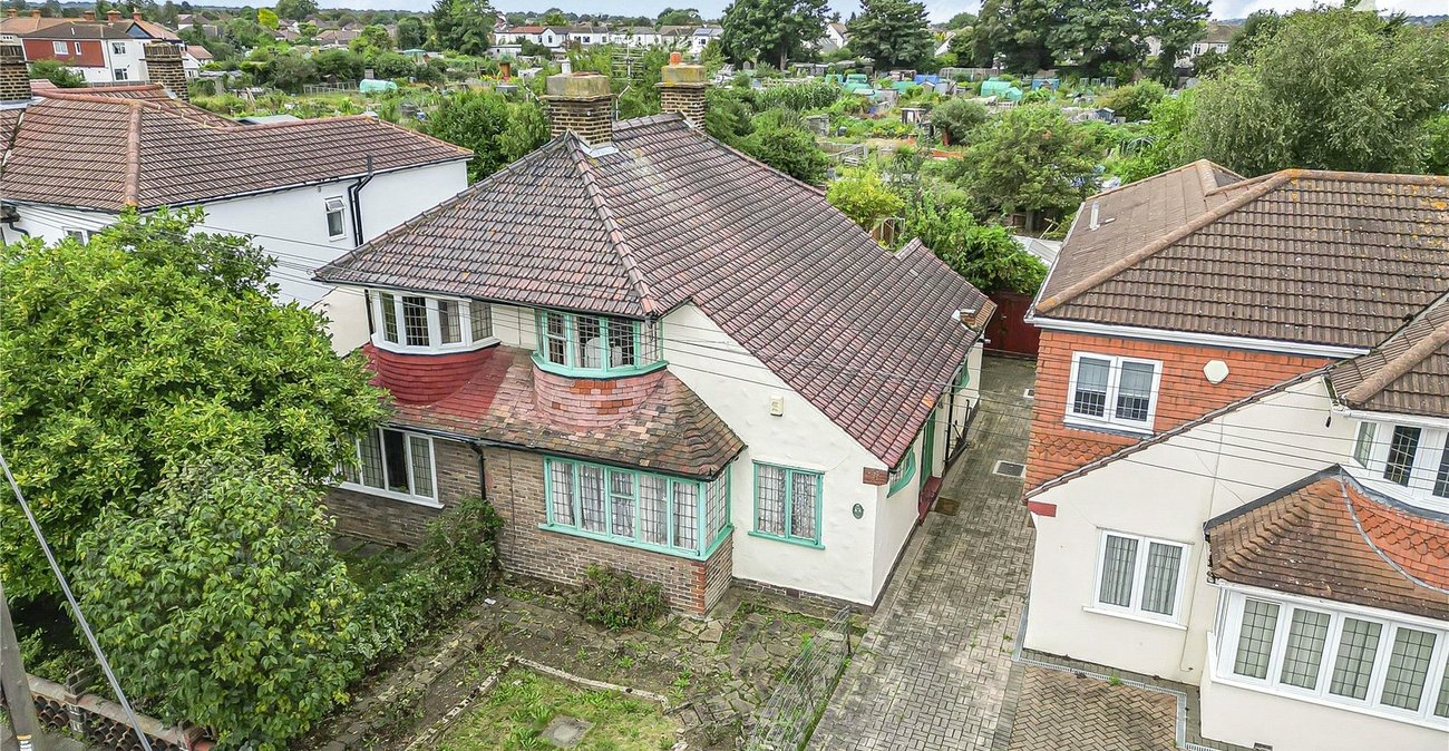 3 bedroom house for sale in Dartford | Robinson Jackson