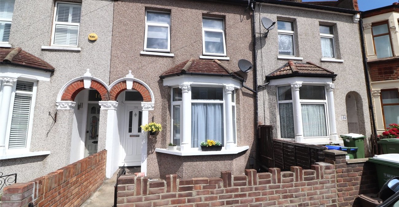 1 bedroom property for sale in Greenhithe | Robinson Jackson