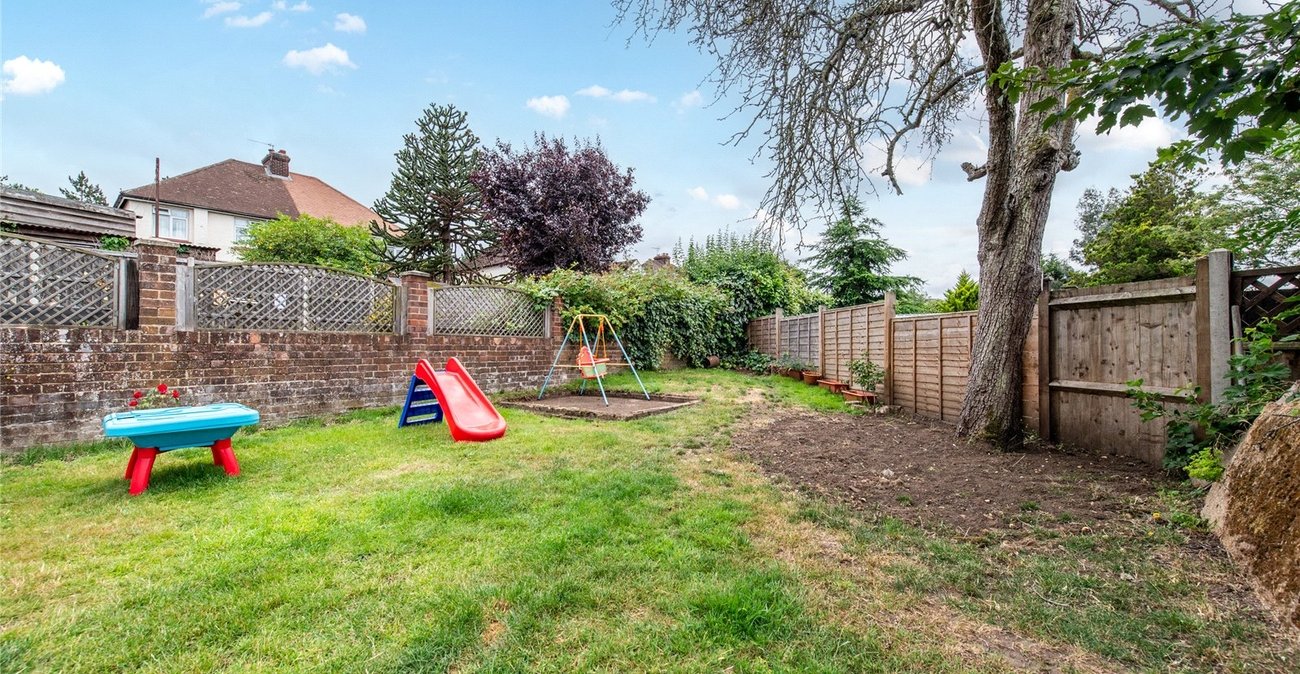 2 bedroom house for sale in Maidstone | Robinson Michael & Jackson