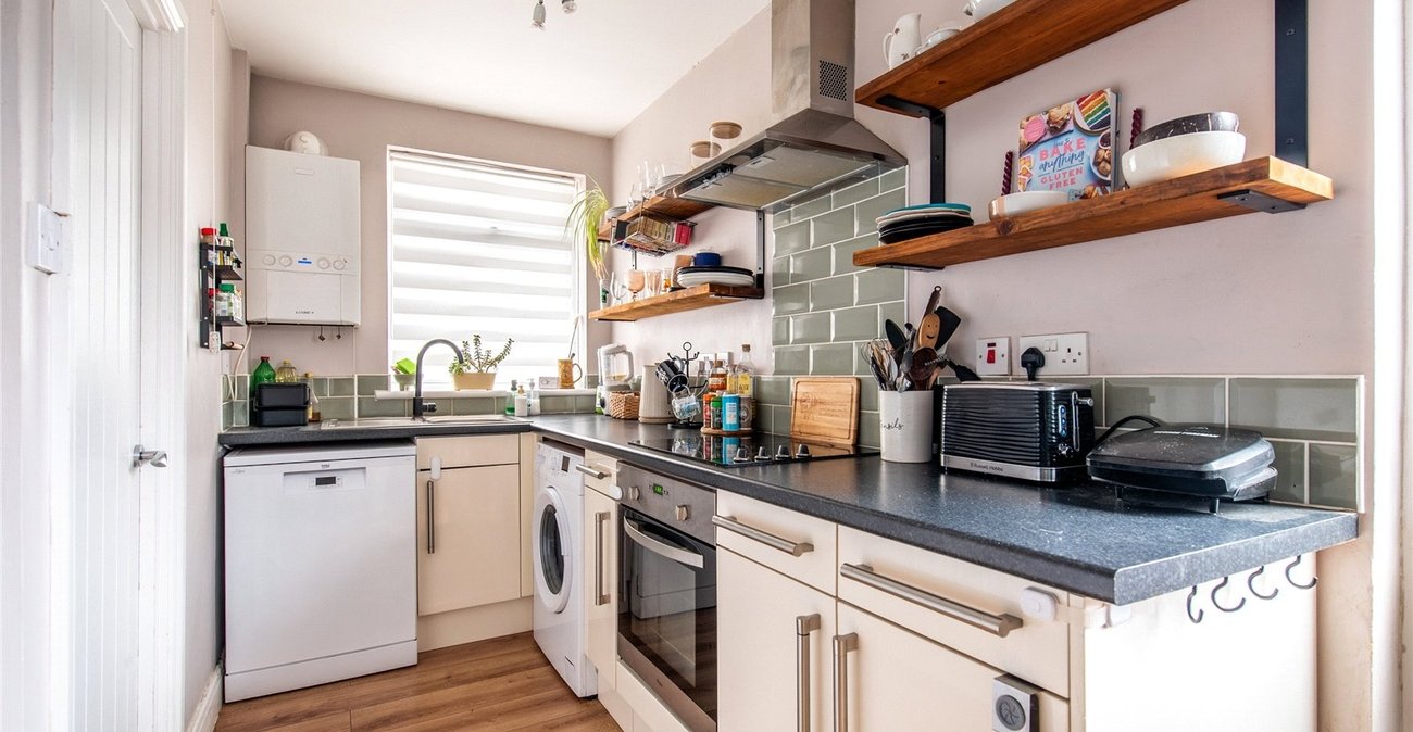 2 bedroom house for sale in Maidstone | Robinson Michael & Jackson