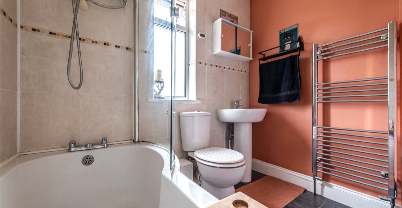 2 bedroom house for sale in Maidstone | Robinson Michael & Jackson