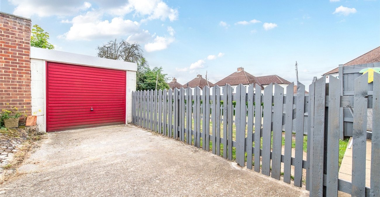 2 bedroom house for sale in Maidstone | Robinson Michael & Jackson