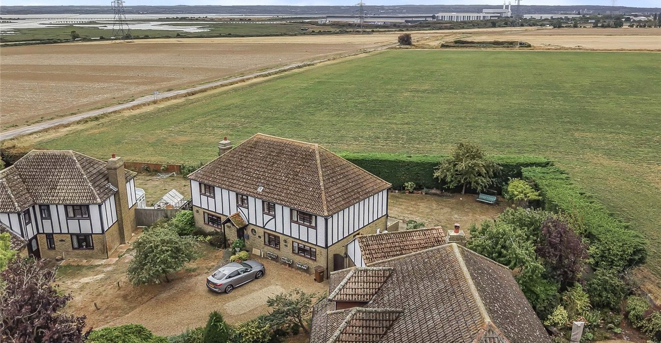 5 bedroom house for sale in Upper Stoke | Robinson Michael & Jackson