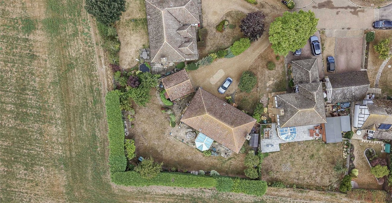 5 bedroom house for sale in Upper Stoke | Robinson Michael & Jackson