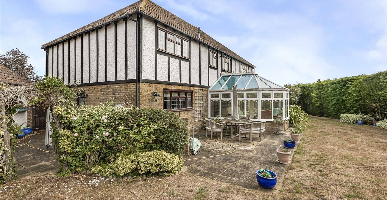 5 bedroom house for sale in Upper Stoke | Robinson Michael & Jackson