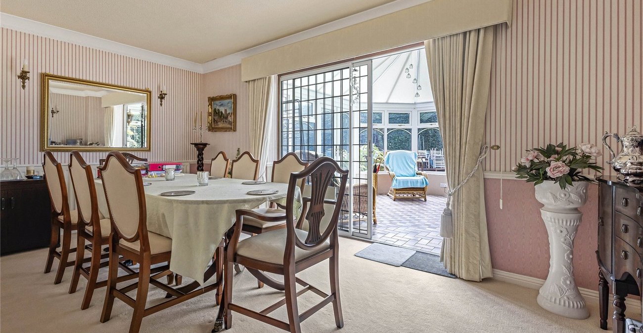 5 bedroom house for sale in Upper Stoke | Robinson Michael & Jackson