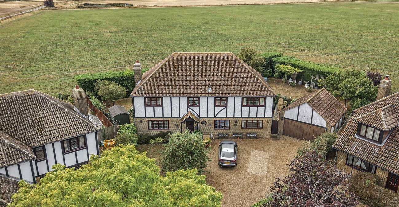 5 bedroom house for sale in Upper Stoke | Robinson Michael & Jackson