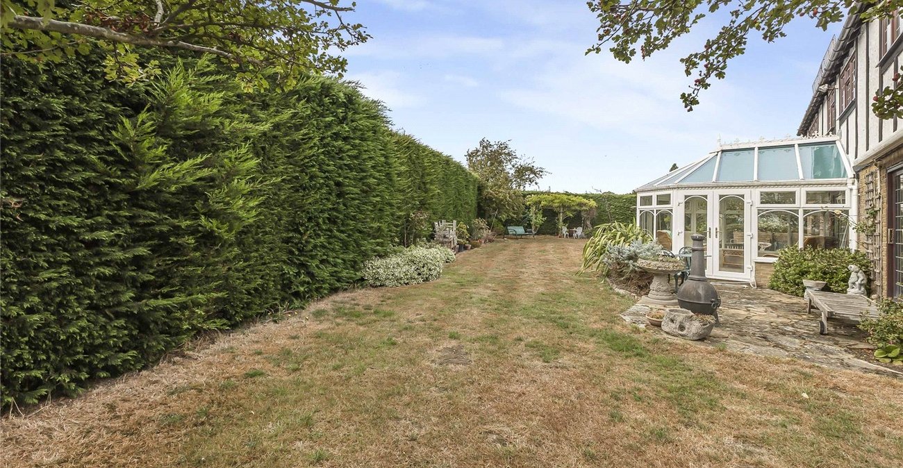 5 bedroom house for sale in Upper Stoke | Robinson Michael & Jackson