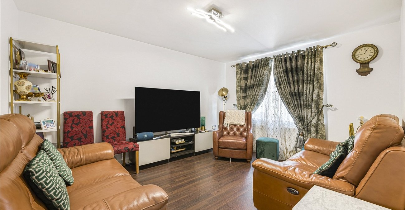 4 bedroom house for sale in Swanley | Robinson Jackson