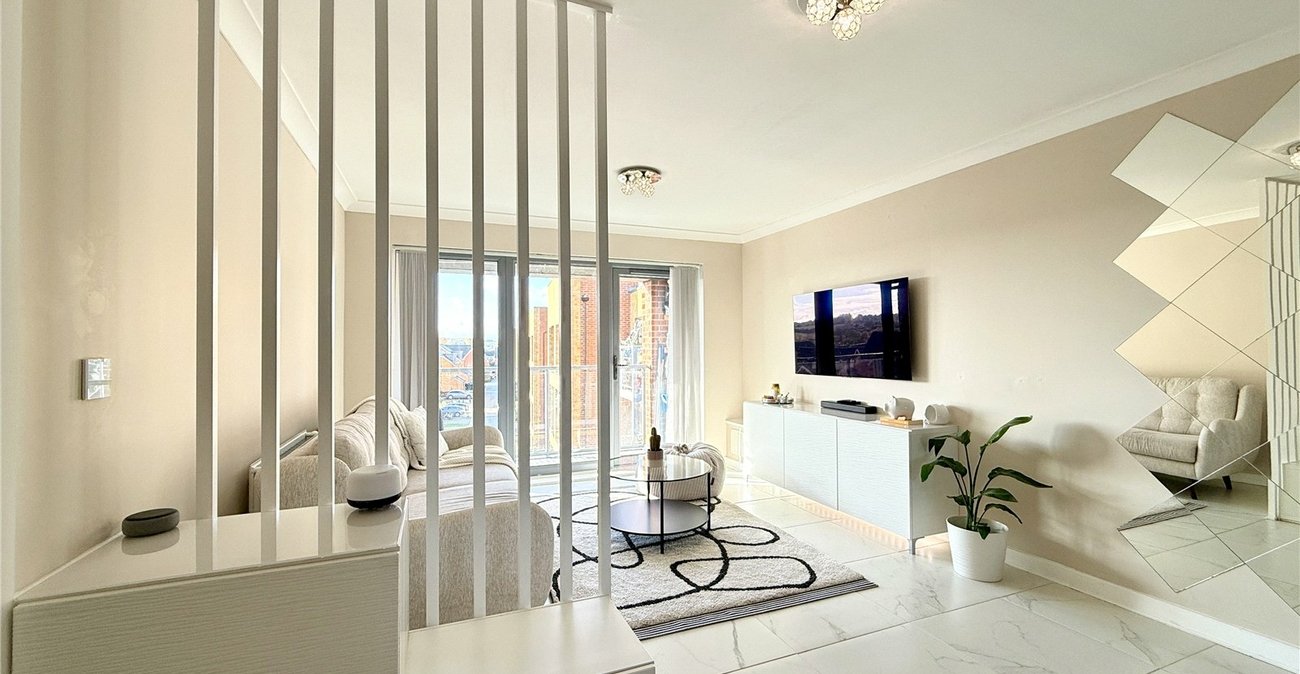 2 bedroom property for sale in Swanley | Robinson Jackson