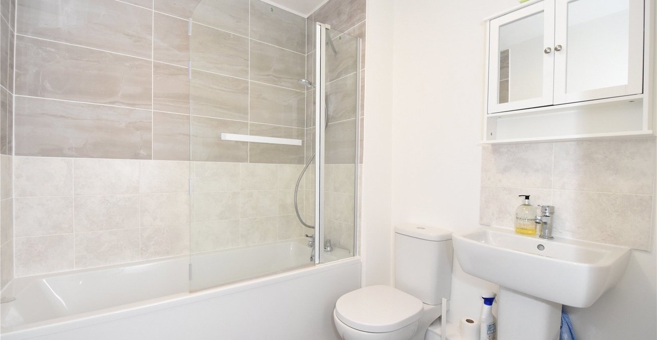 2 bedroom property for sale in Swanley | Robinson Jackson
