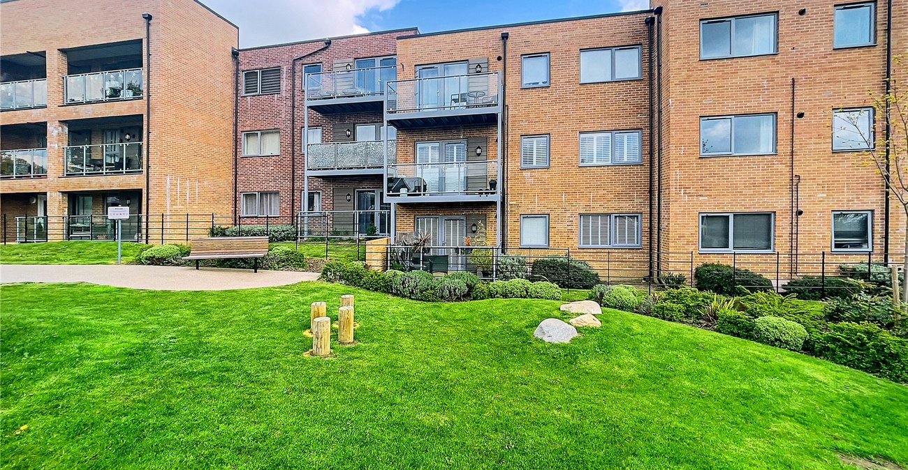 2 bedroom property for sale in Swanley | Robinson Jackson