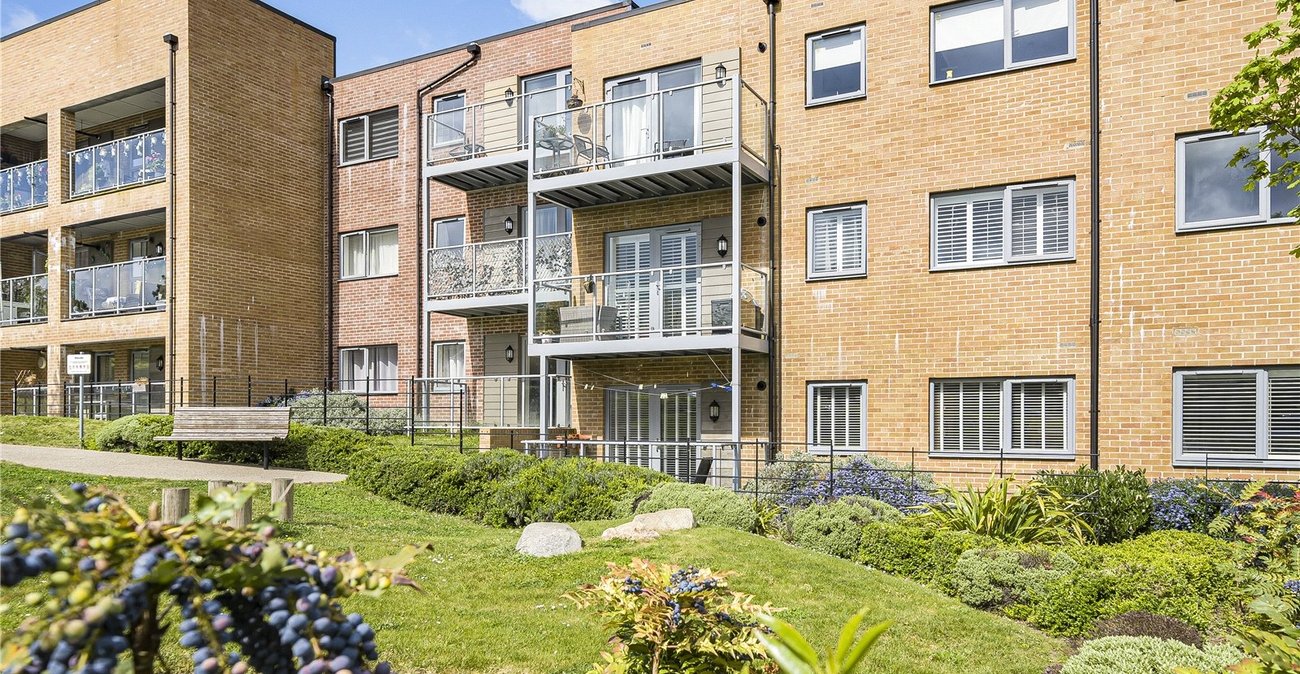 2 bedroom property for sale in Swanley | Robinson Jackson