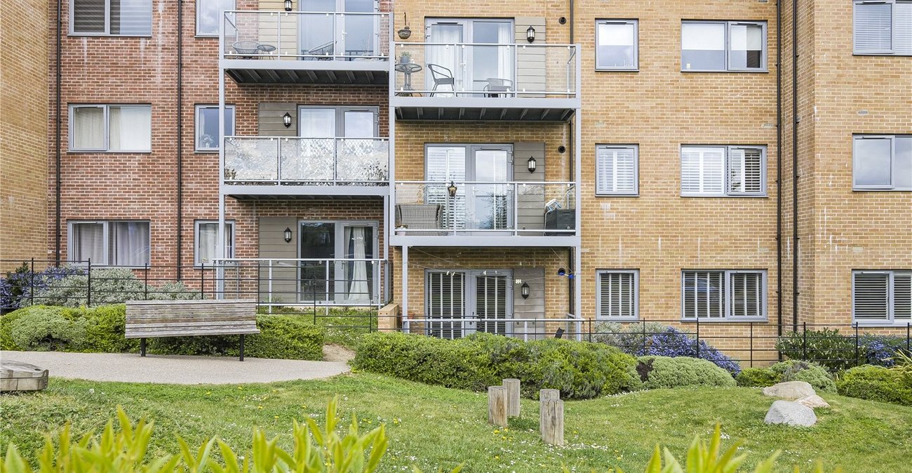 2 bedroom property for sale in Swanley | Robinson Jackson