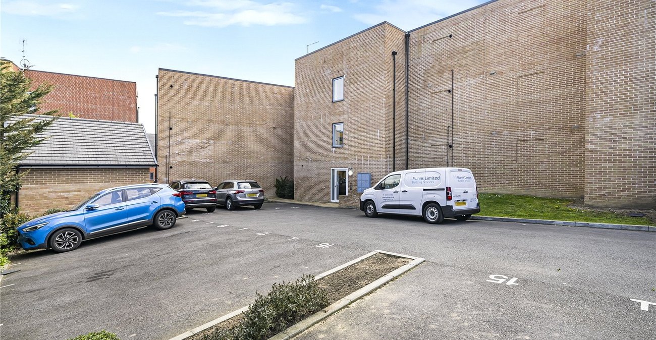 2 bedroom property for sale in Swanley | Robinson Jackson