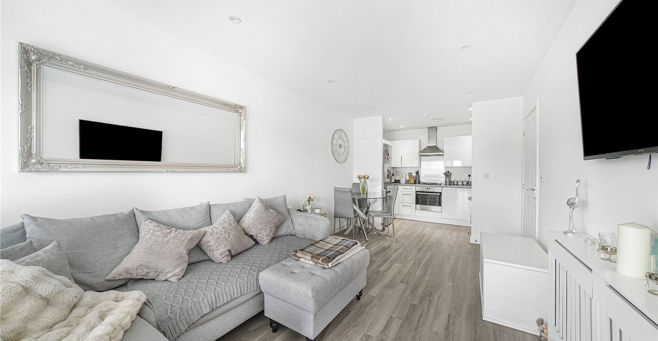 2 bedroom property for sale in Swanley | Robinson Jackson