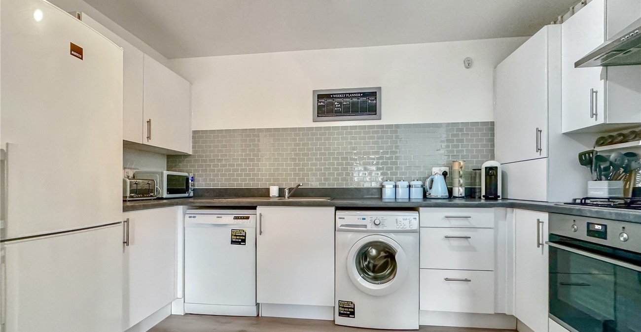 2 bedroom property for sale in Swanley | Robinson Jackson