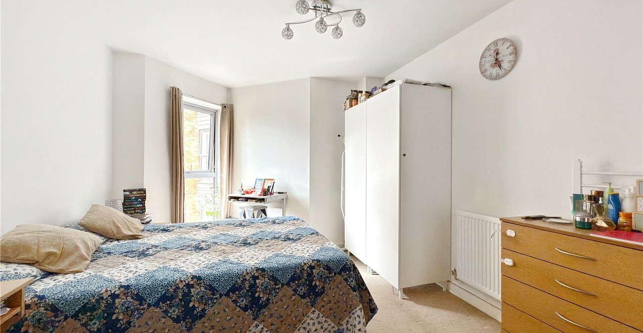 2 bedroom property for sale in Swanley | Robinson Jackson