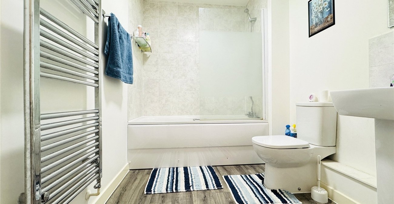 2 bedroom property for sale in Swanley | Robinson Jackson