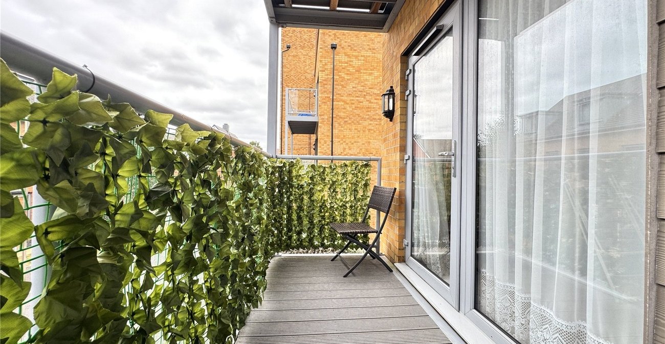 2 bedroom property for sale in Swanley | Robinson Jackson